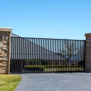 Conseils : comment personnaliser sa clôture de maison sans se ruiner ?
